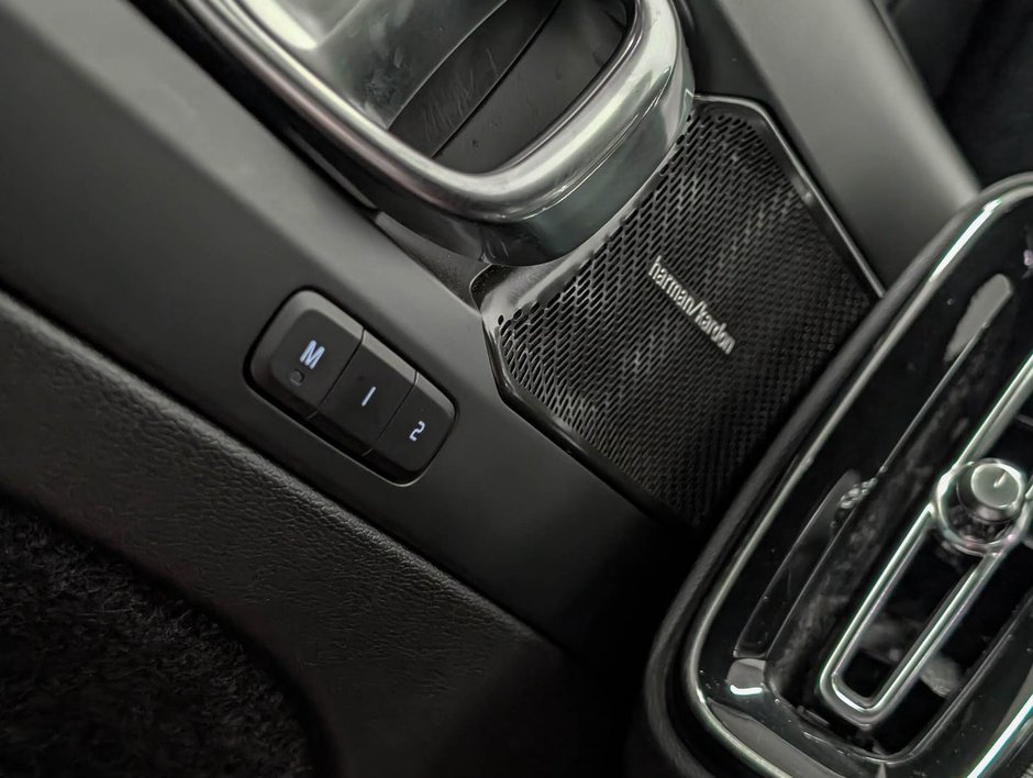 Volvo XC40 Recharge TWIN Ultimate - Dark 2023-20