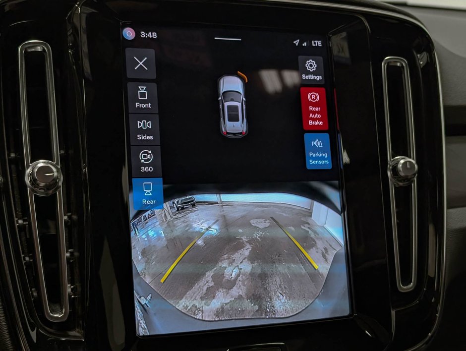 Volvo XC40 Recharge TWIN Ultimate - Dark 2023-15