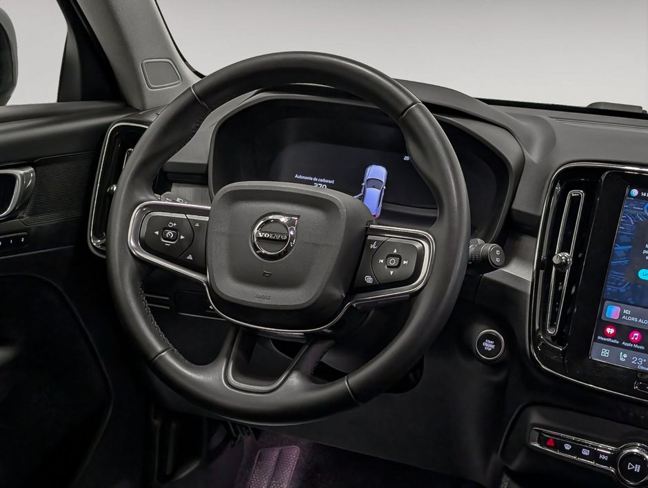 Volvo XC40 B5 AWD Core Base 2023-11