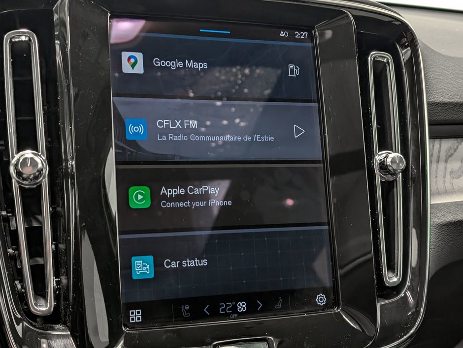 Volvo XC40 B5 AWD Plus Bright Theme 2025-15