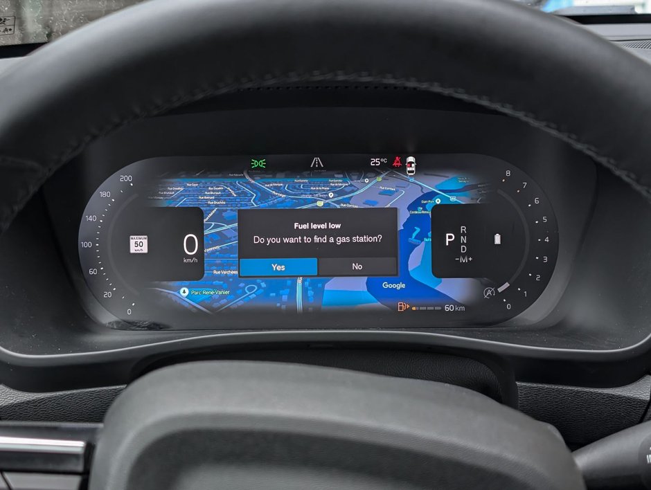 Volvo XC40 B5 AWD Ultra Dark Theme 2025-17