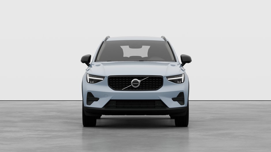 Volvo XC40 B5 AWD Core Dark Theme 2026-4