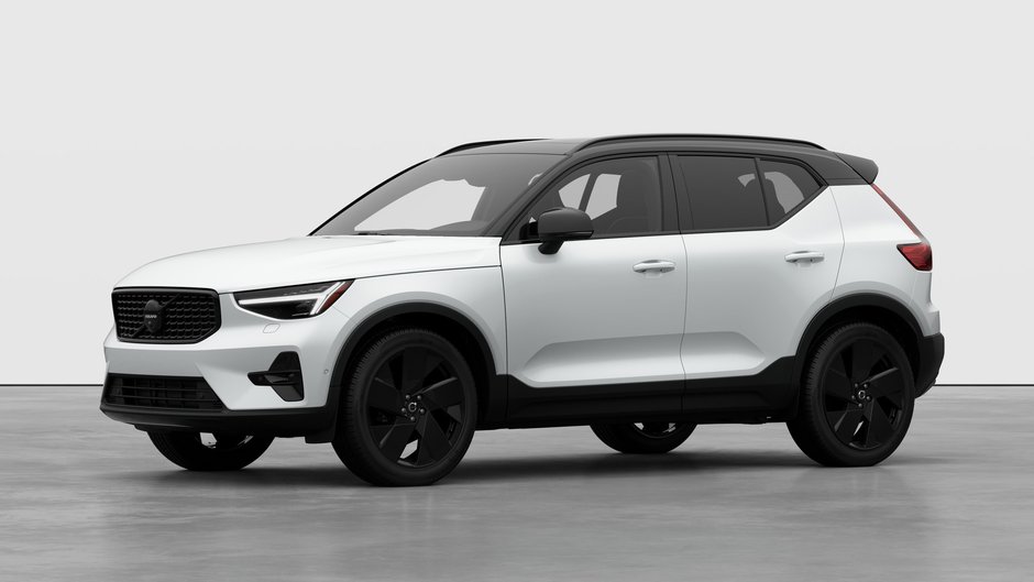 2026 Volvo XC40 B5 AWD Ultra Black Edition-0