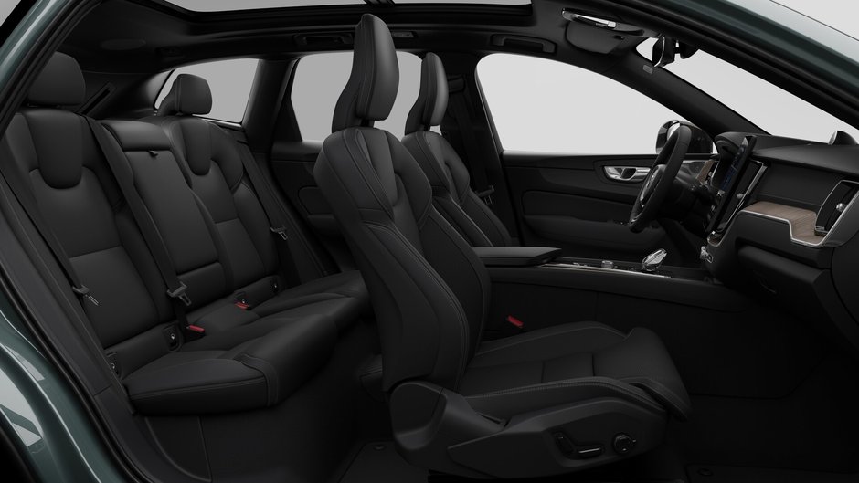 2026 Volvo XC60 Plug-In Hybrid T8 AWD Ultra Dark Theme-12