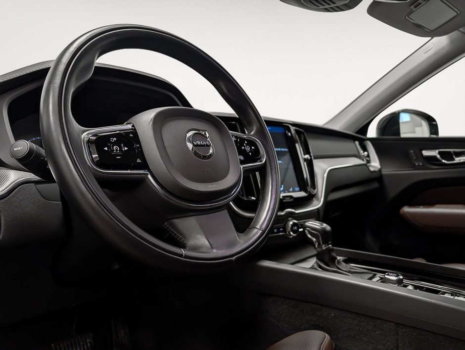Volvo XC60 T6 AWD Inscription 2019-7