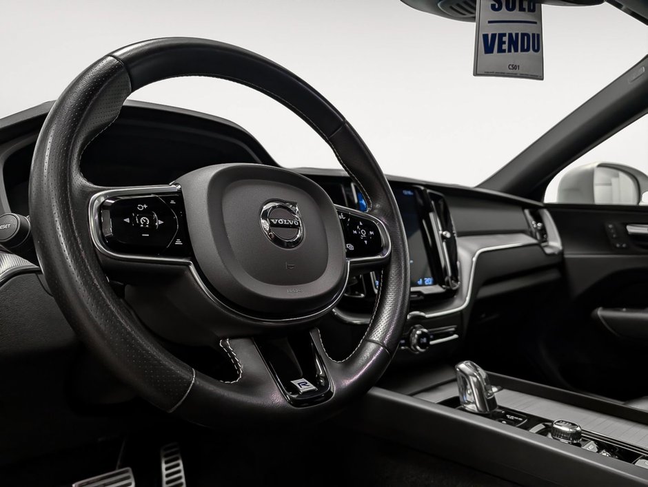 2019 Volvo XC60 T8 eAWD R-Design-7