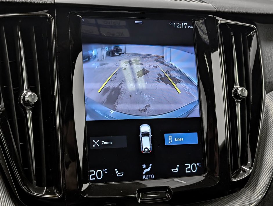 2019 Volvo XC60 T8 eAWD R-Design-12