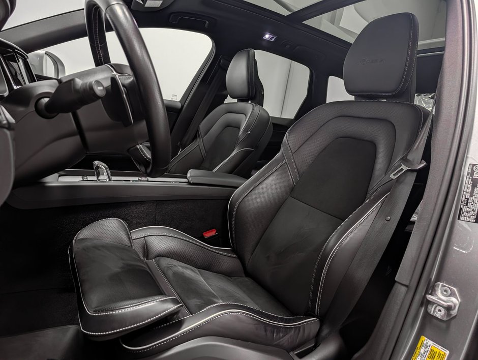 2019 Volvo XC60 T8 eAWD R-Design-8
