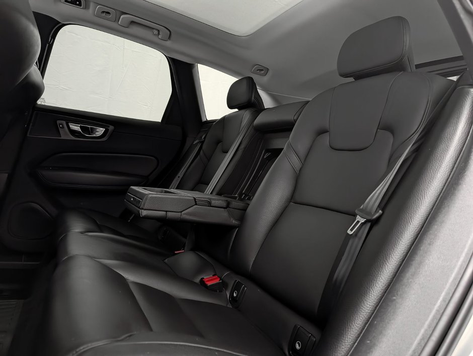 Volvo XC60 T6 AWD Momentum 2020-10