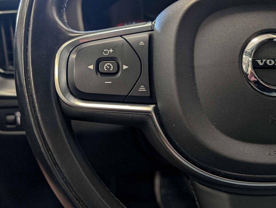 Volvo XC60 T5 AWD Momentum 2020-19