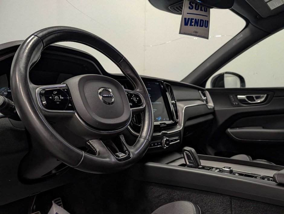 2020 Volvo XC60 T8 eAWD R-Design-7