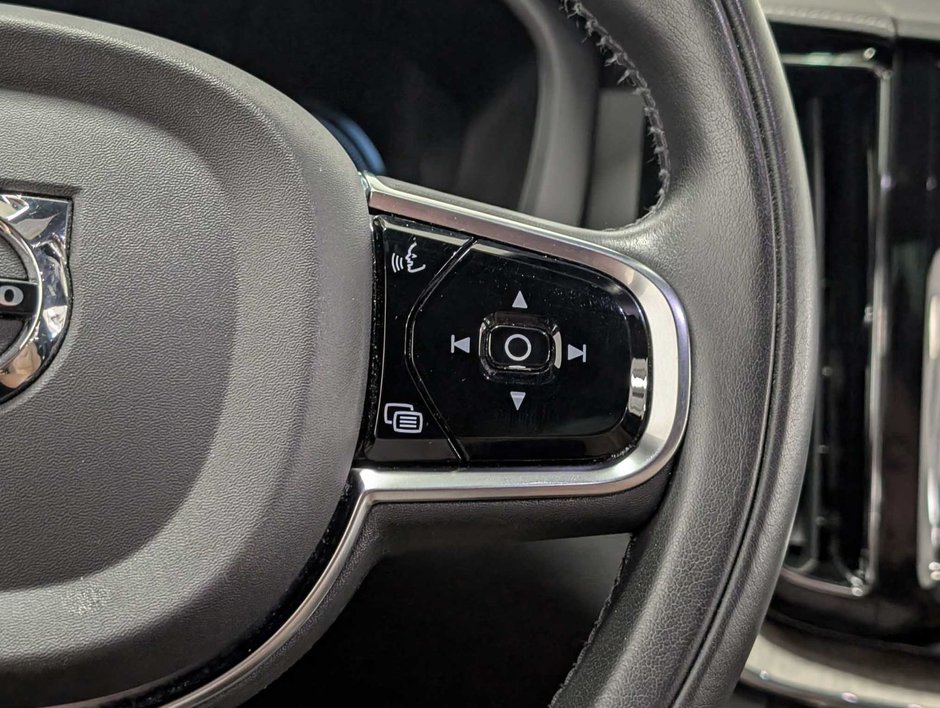 Volvo XC60 T8 eAWD Inscription 2020-19