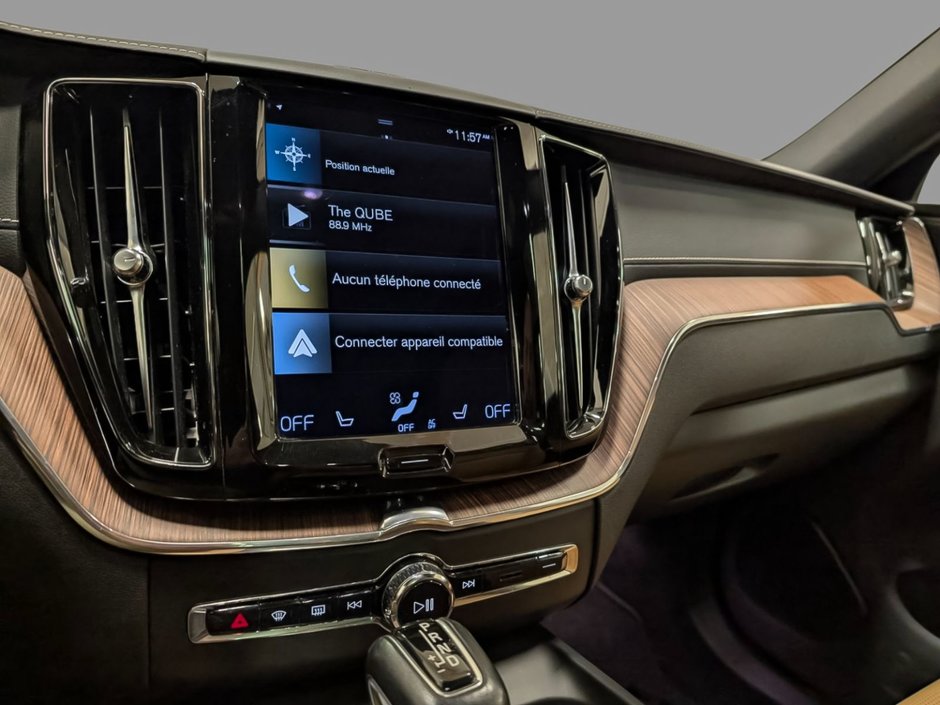 Volvo XC60 T6 AWD Inscription 2021-13