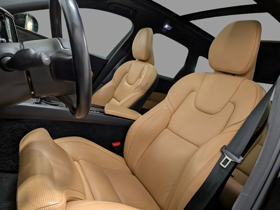 Volvo XC60 T6 AWD Inscription 2021-8