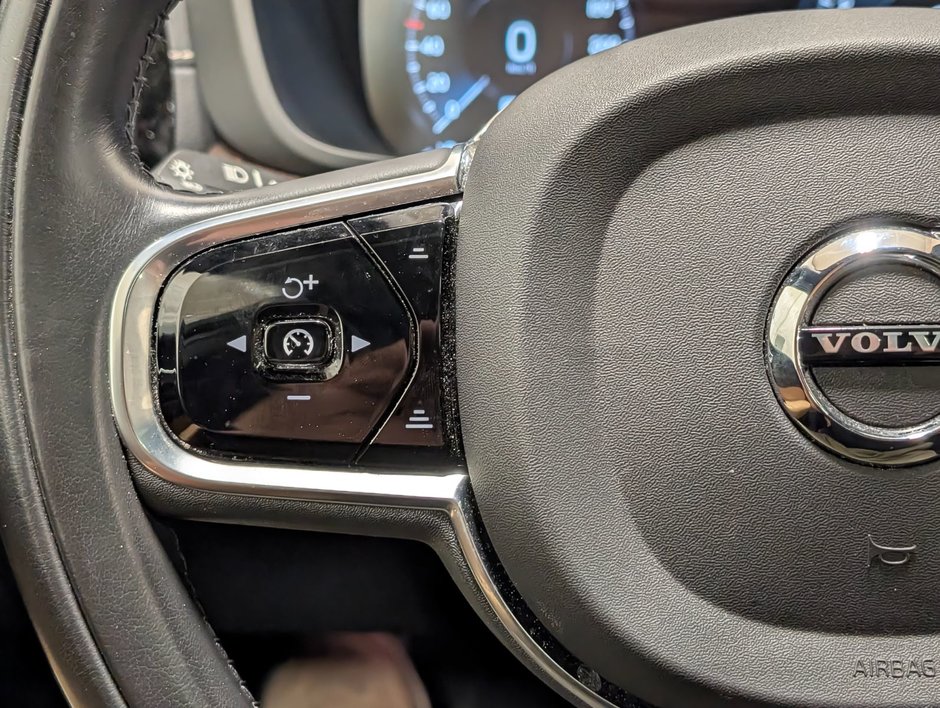 Volvo XC60 T6 AWD Inscription 2021-20