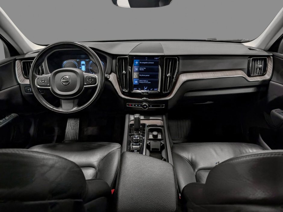 2021 Volvo XC60 T8 eAWD Inscription Expression-11