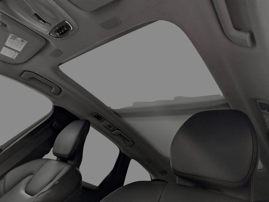 2021 Volvo XC60 T8 eAWD Inscription Expression-9