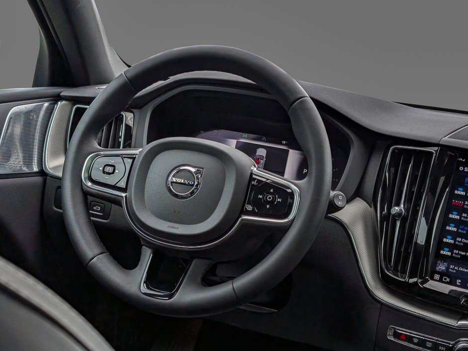 Volvo XC60 B6 AWD R-Design 2022-13