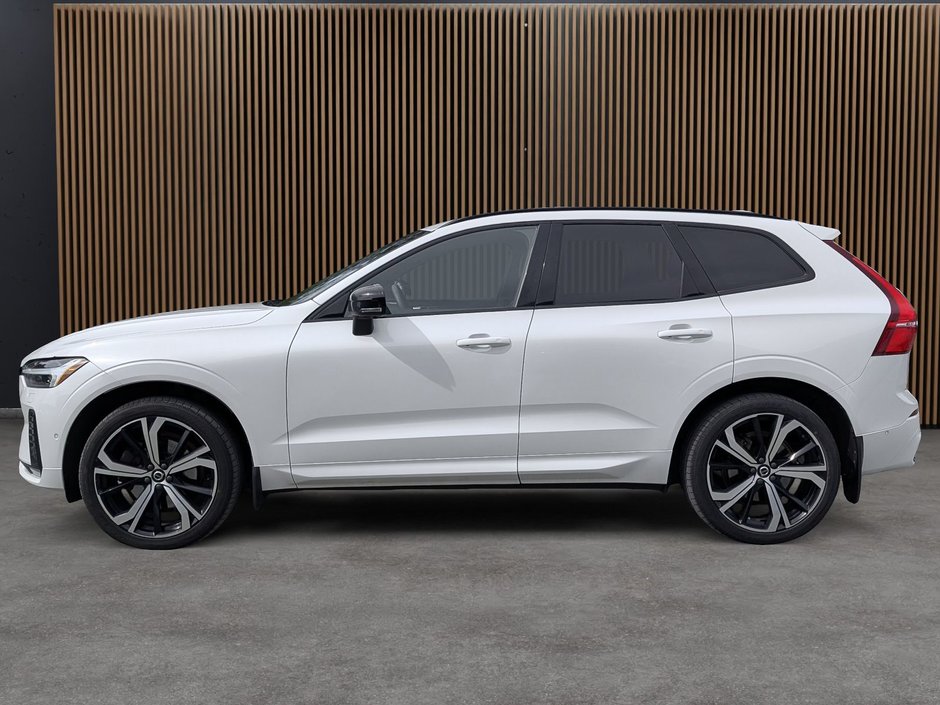 Volvo XC60 B6 AWD R-Design 2022-1
