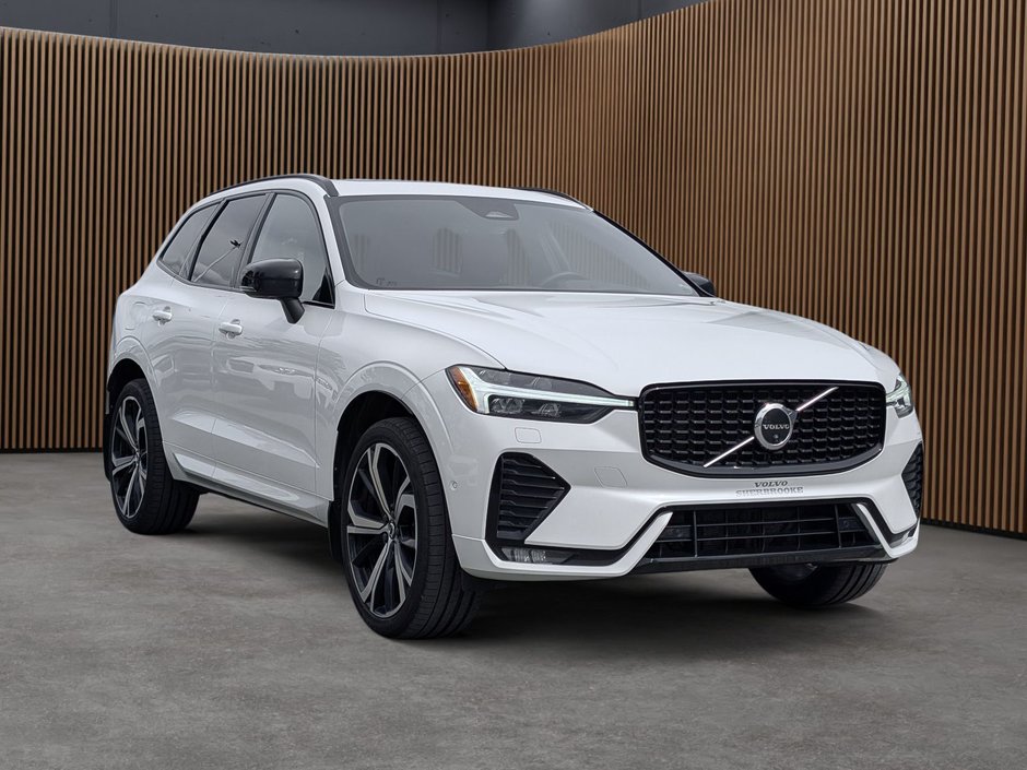 Volvo XC60 B6 AWD R-Design 2022-3
