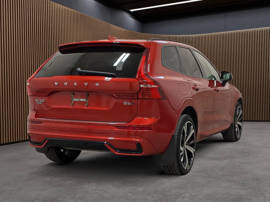 Volvo XC60 B6 AWD R-Design 2022-5