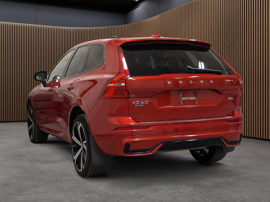 Volvo XC60 B6 AWD R-Design 2022-3
