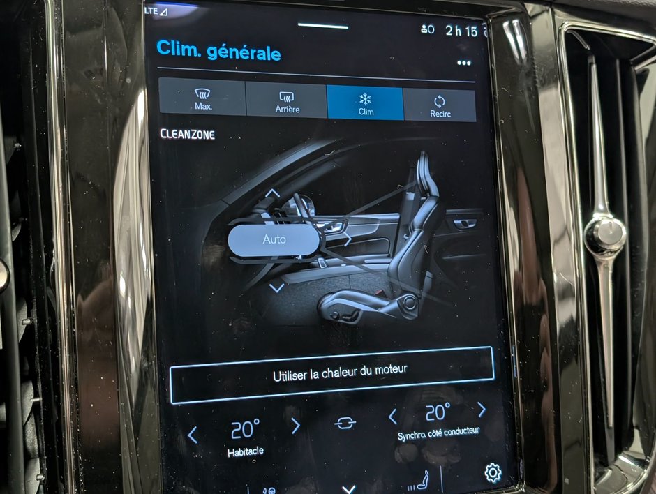 Volvo XC60 B5 AWD Momentum 2022-15