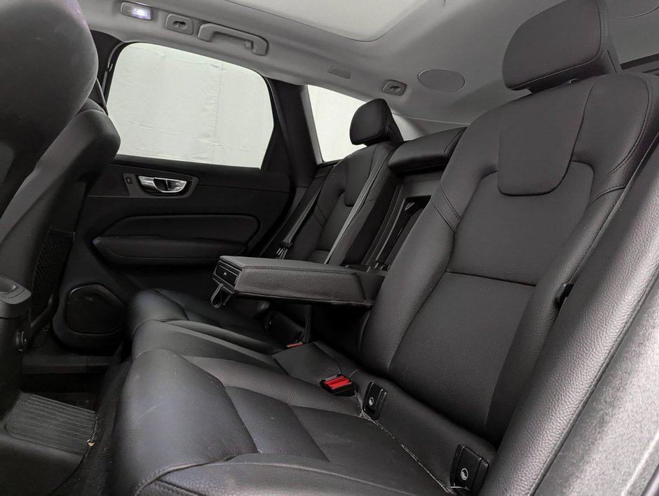Volvo XC60 Recharge Inscription Expression 2022-9