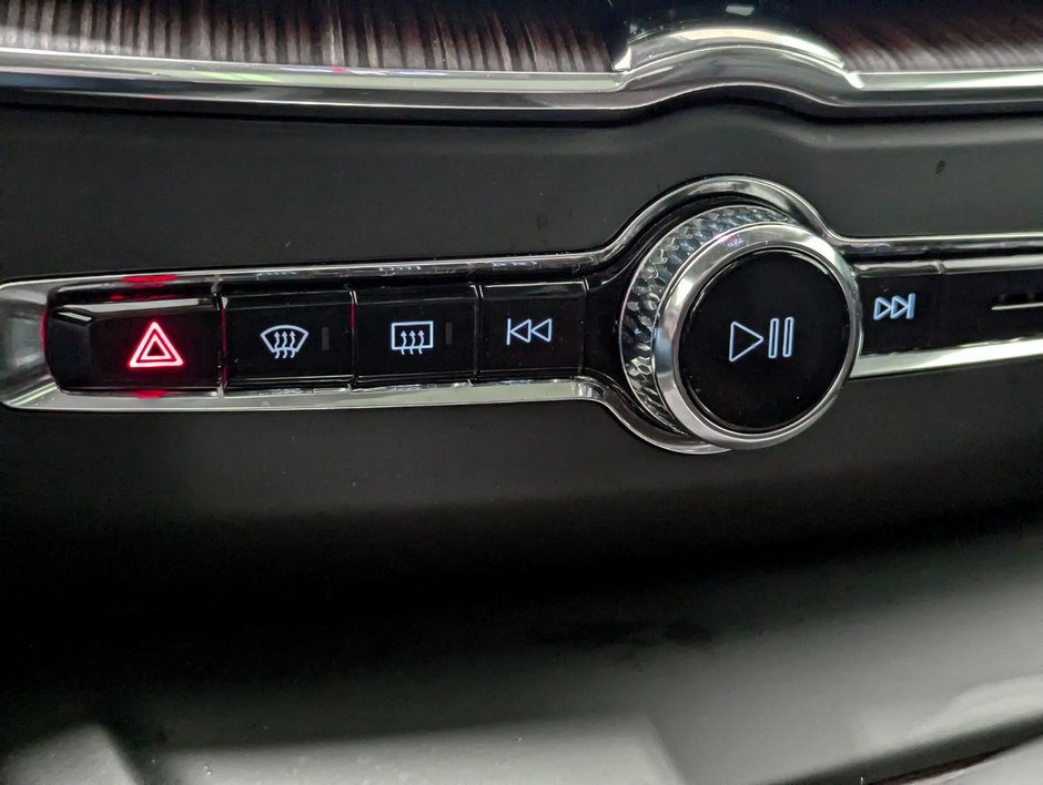 Volvo XC60 Recharge Inscription Expression 2022-15