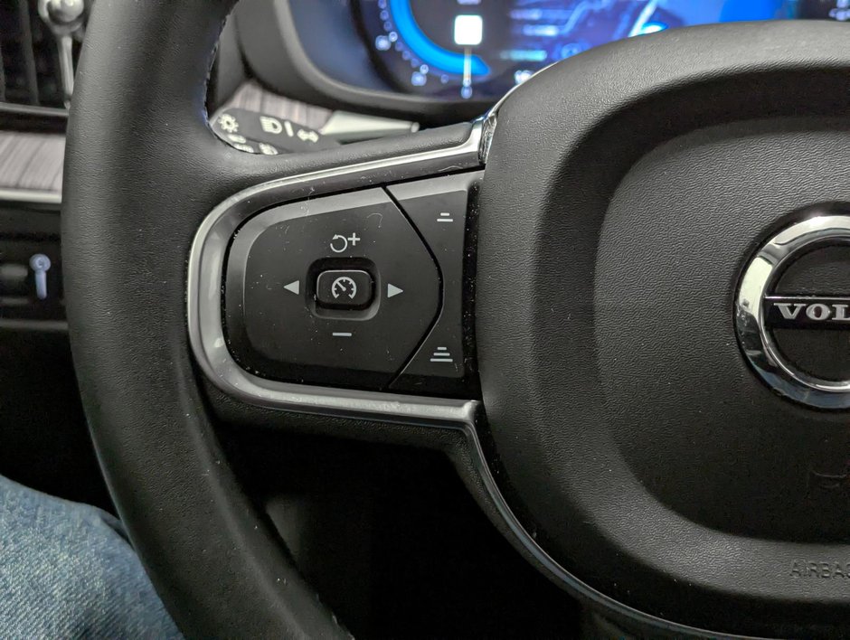 Volvo XC60 Recharge Inscription Expression 2022-20