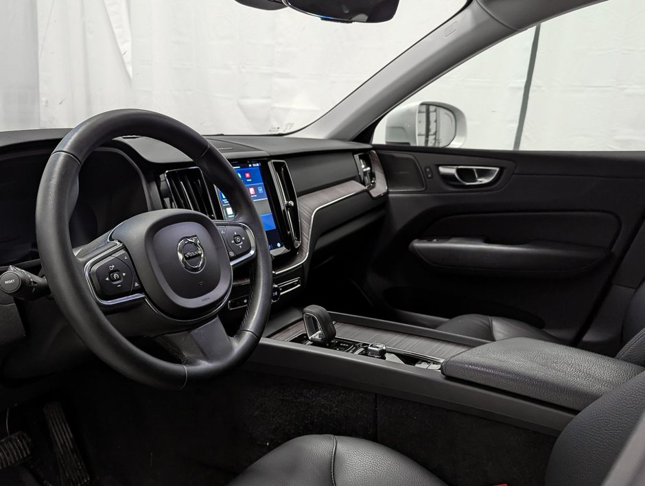 Volvo XC60 Recharge Inscription Expression 2022-8