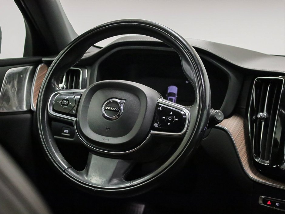 2022 Volvo XC60 B6 AWD Inscription-11