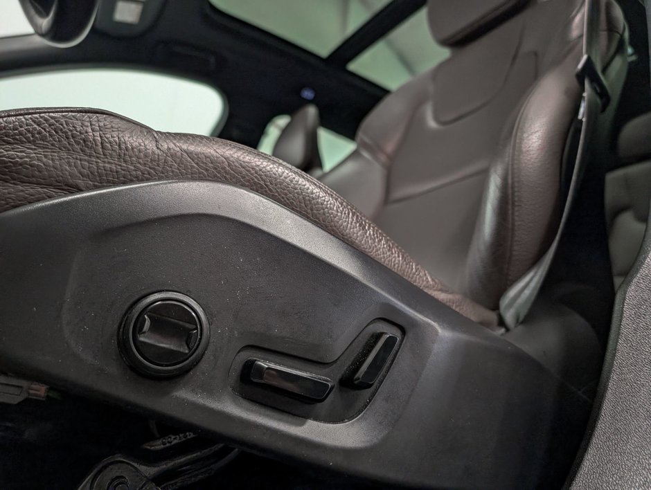 2022 Volvo XC60 Recharge Inscription Expression-9