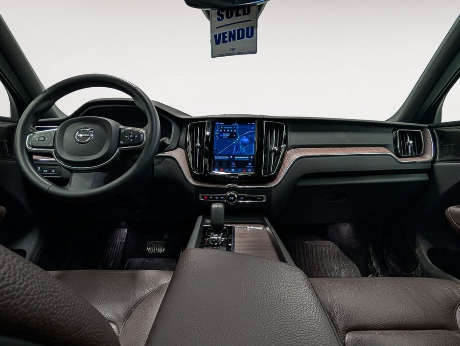 2022 Volvo XC60 Recharge Inscription Expression-12