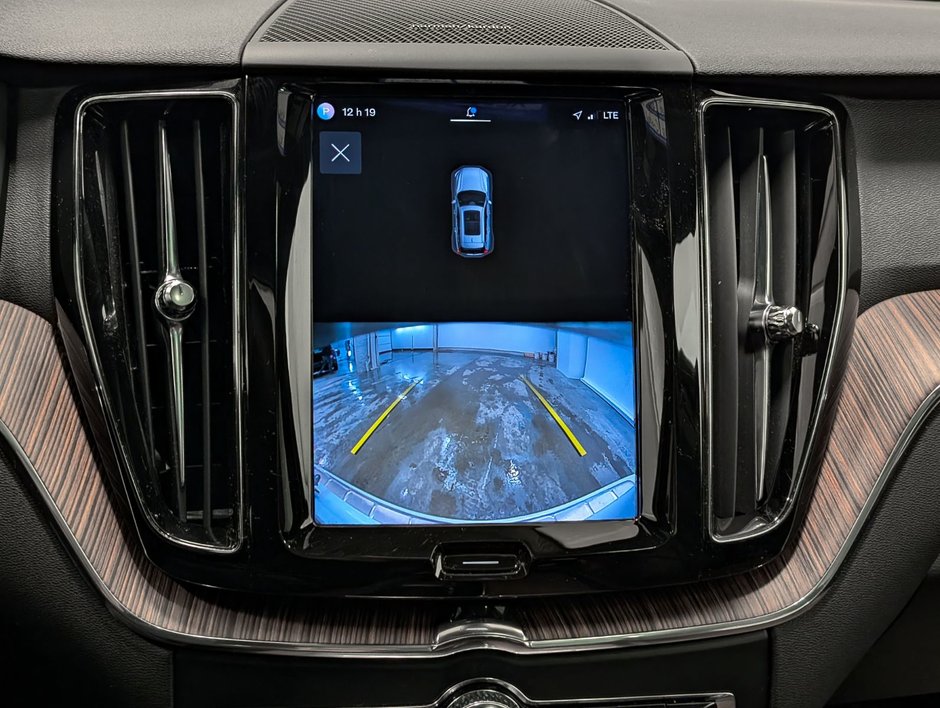 2022 Volvo XC60 Recharge Inscription Expression-15