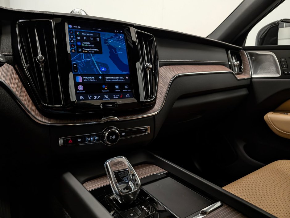 2022 Volvo XC60 B5 AWD Momentum-13