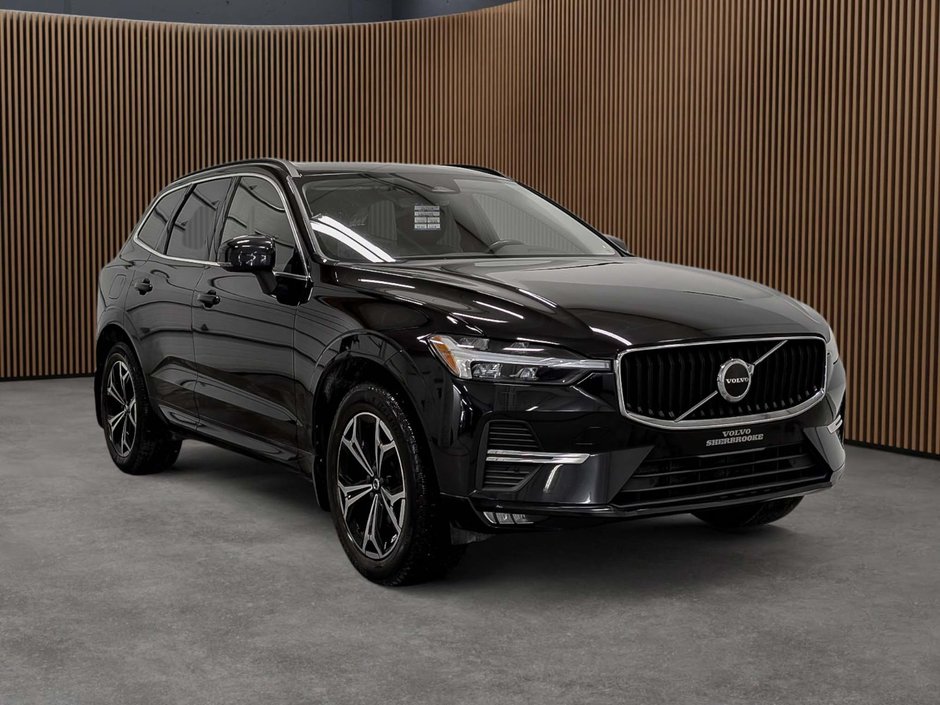 Volvo XC60 B5 AWD Momentum 2022-2