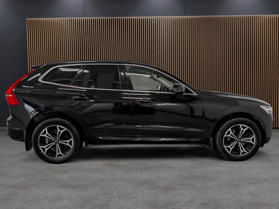 Volvo XC60 B5 AWD Momentum 2022-6