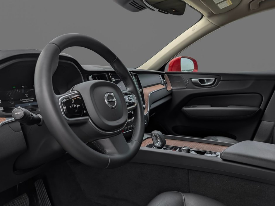 Volvo XC60 B6 AWD Plus - Bright 2023-8