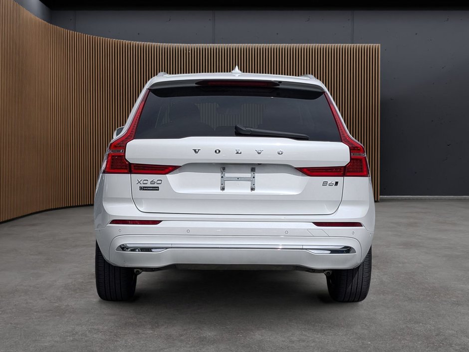 Volvo XC60 B6 AWD Plus - Bright 2023-5
