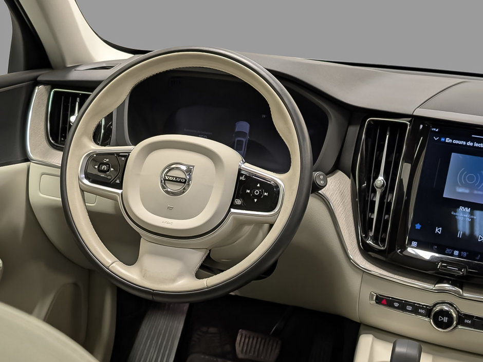Volvo XC60 B6 AWD Plus - Bright 2023-12