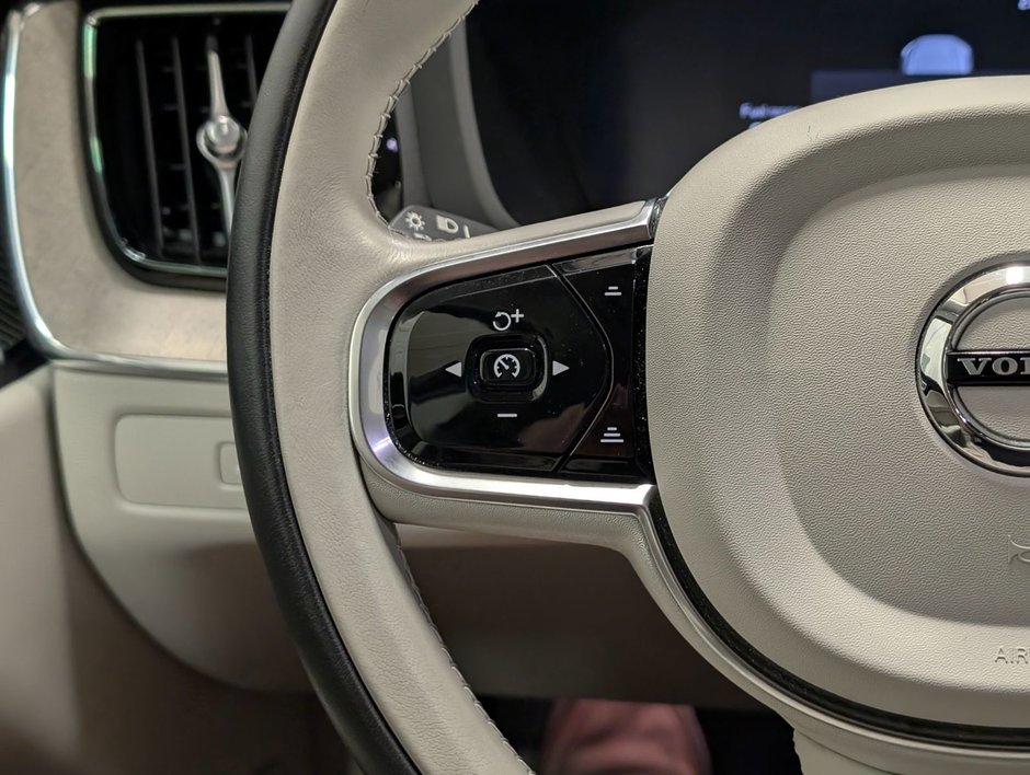 Volvo XC60 B6 AWD Plus - Bright 2023-20