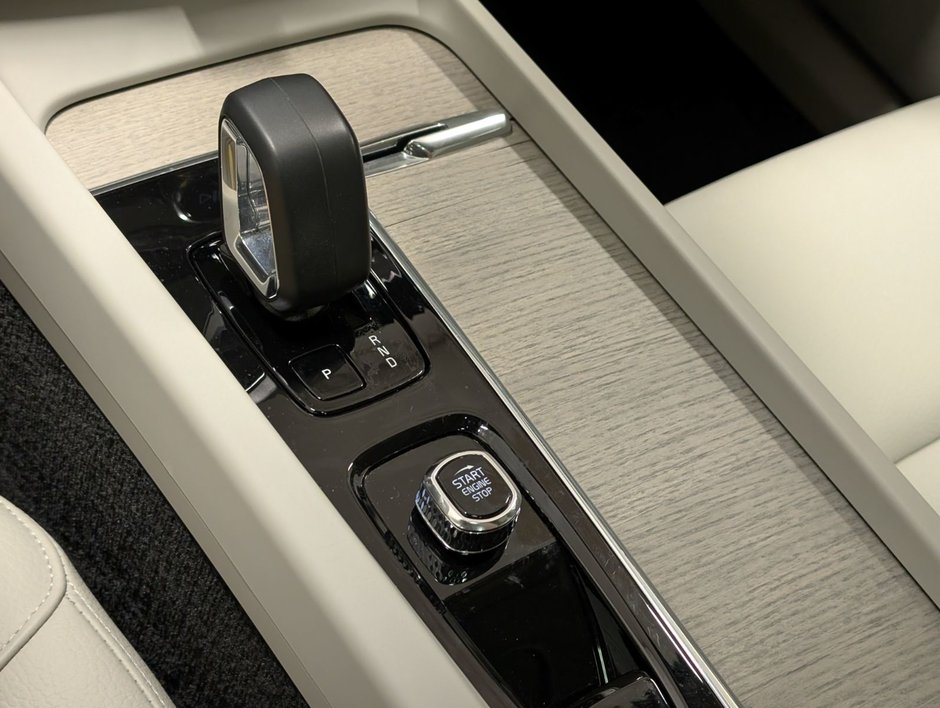 Volvo XC60 B6 AWD Plus - Dark 2023-19