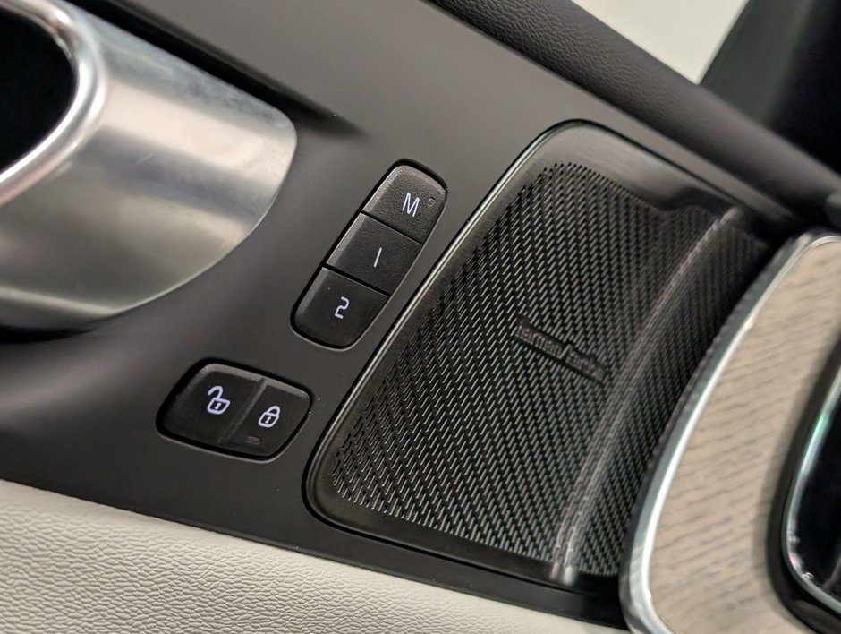 Volvo XC60 B6 AWD Plus - Dark 2023-23