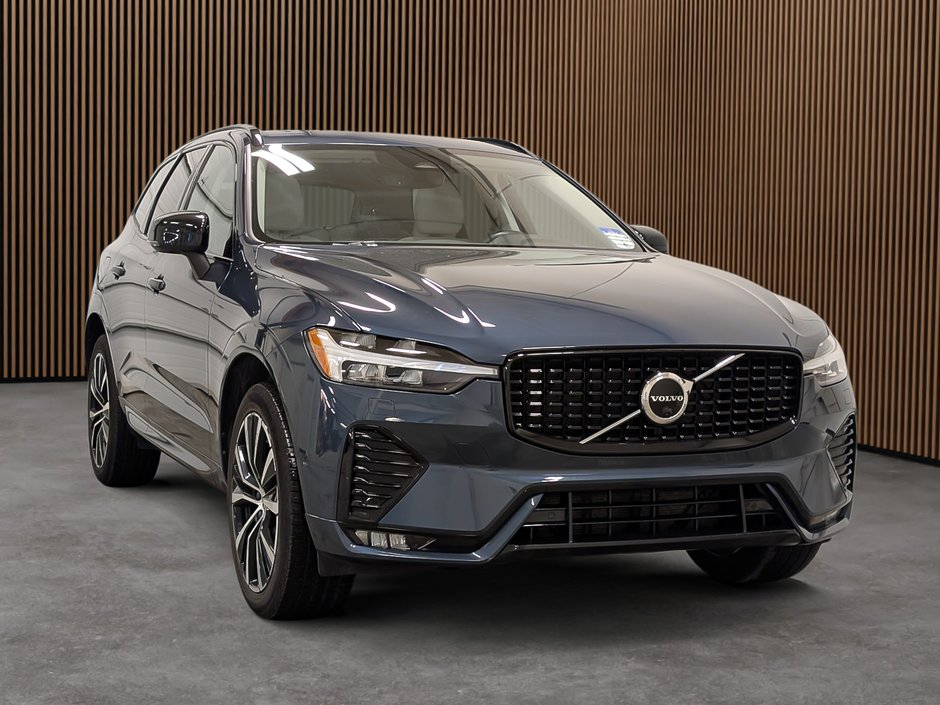 Volvo XC60 B6 AWD Plus - Dark 2023-2