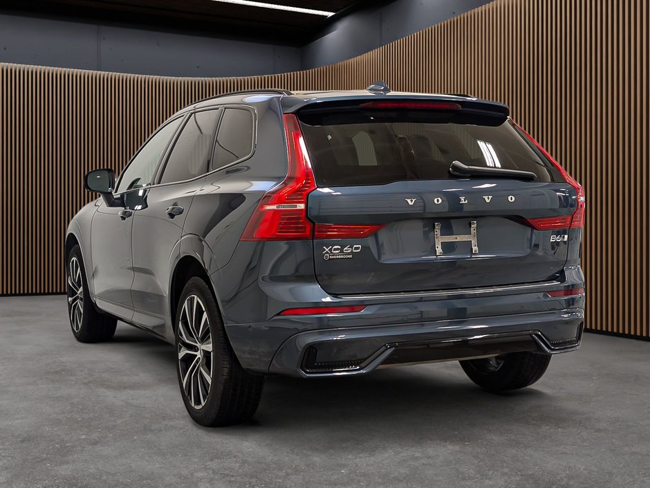Volvo XC60 B6 AWD Plus - Dark 2023-3