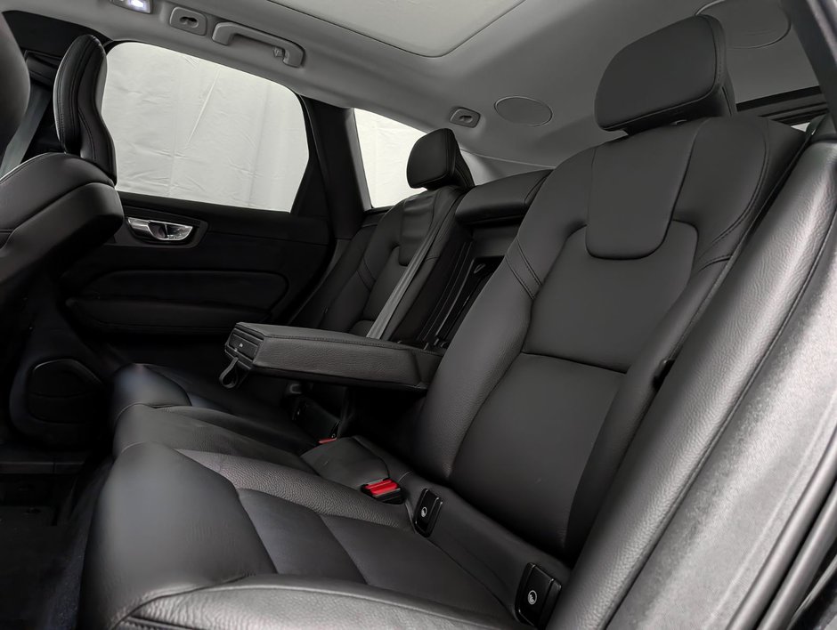 Volvo XC60 B6 AWD Plus - Bright 2023-10