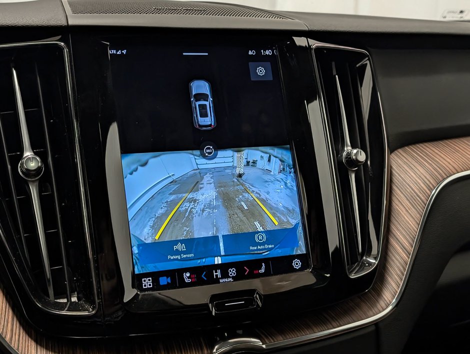 Volvo XC60 B6 AWD Plus - Bright 2023-16