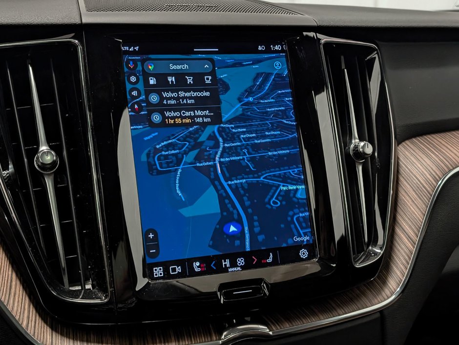 Volvo XC60 B6 AWD Plus - Bright 2023-15