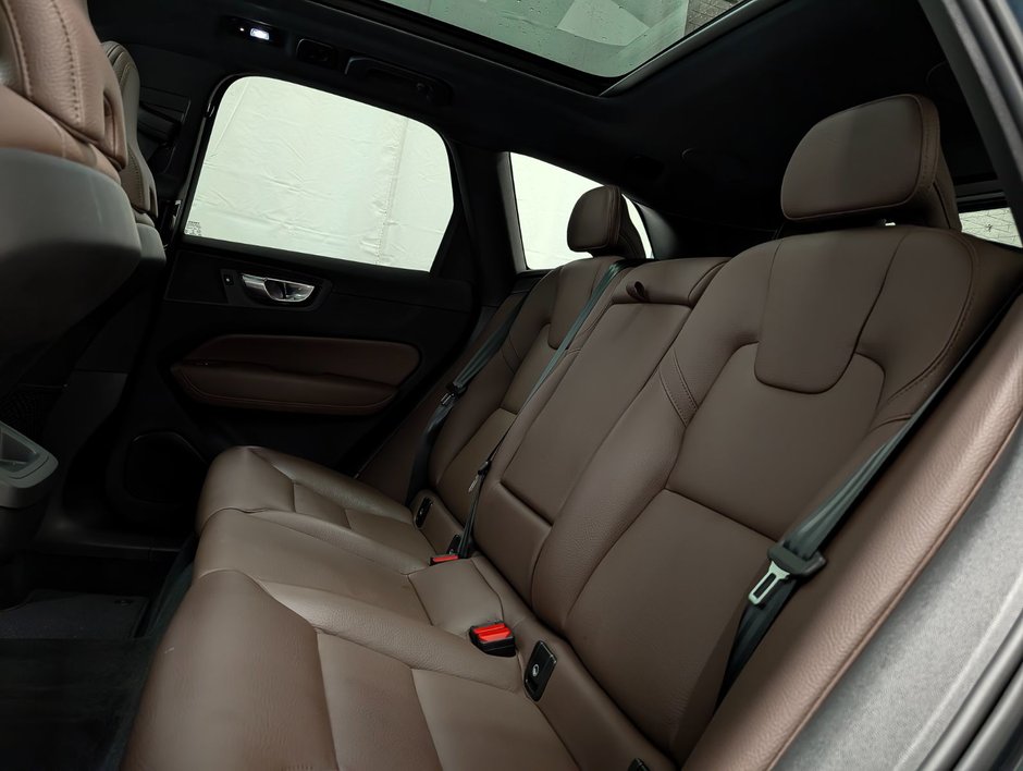 Volvo XC60 B6 AWD Plus - Bright 2023-10